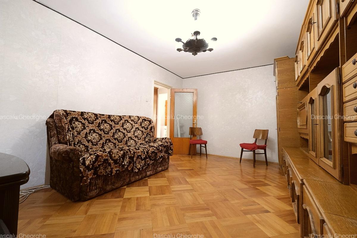 TITAN, apartament 3 camere decomandate, etaj 1 cu centrala termica - 2