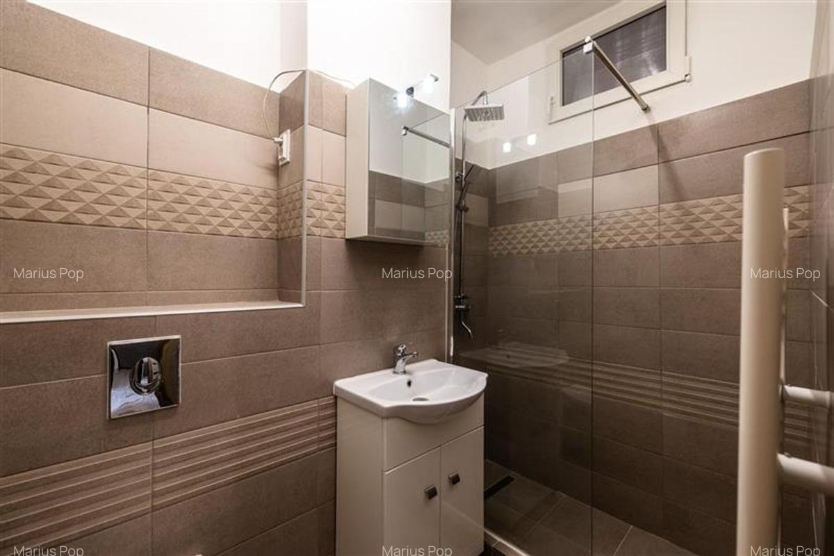 FILM&Tur 3D! Apartament renovat, etaj2, Centrul Civic, Brasov - 7