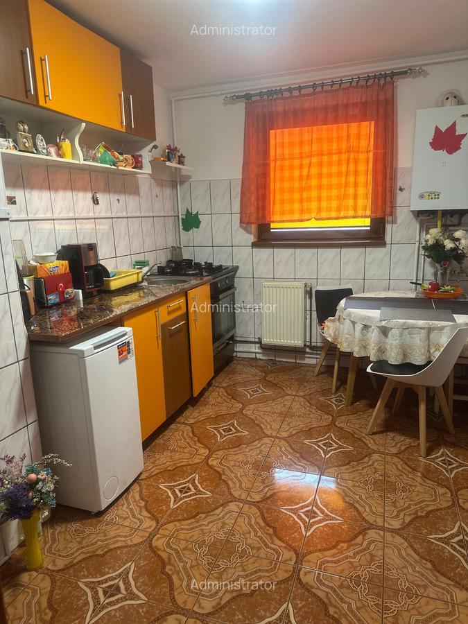 Apartament 3 camere Astra,Calea Bucuresti,128000 Euro - 4