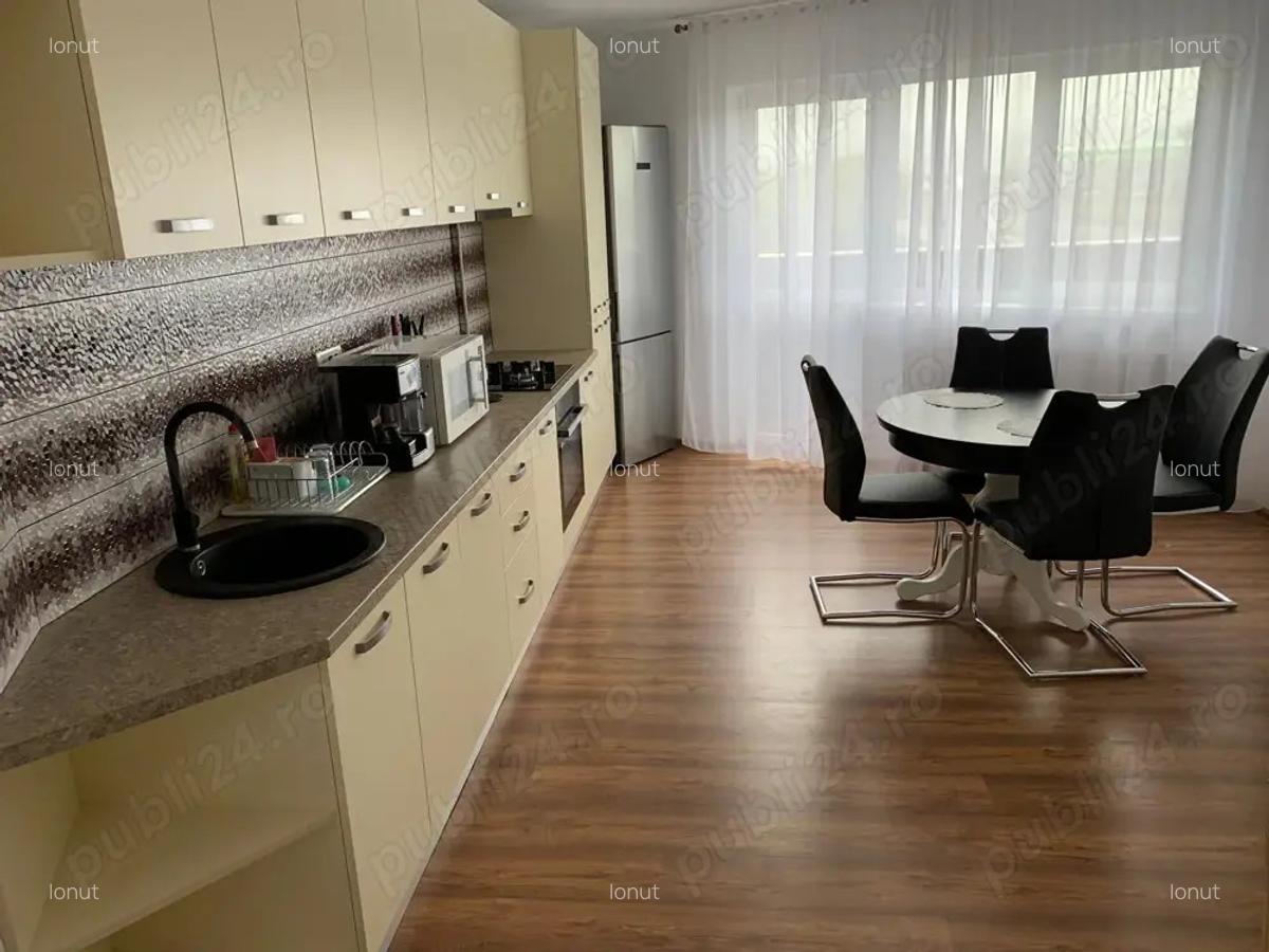 Apartament de vanzare - 4 Apartament de vanzare - 4