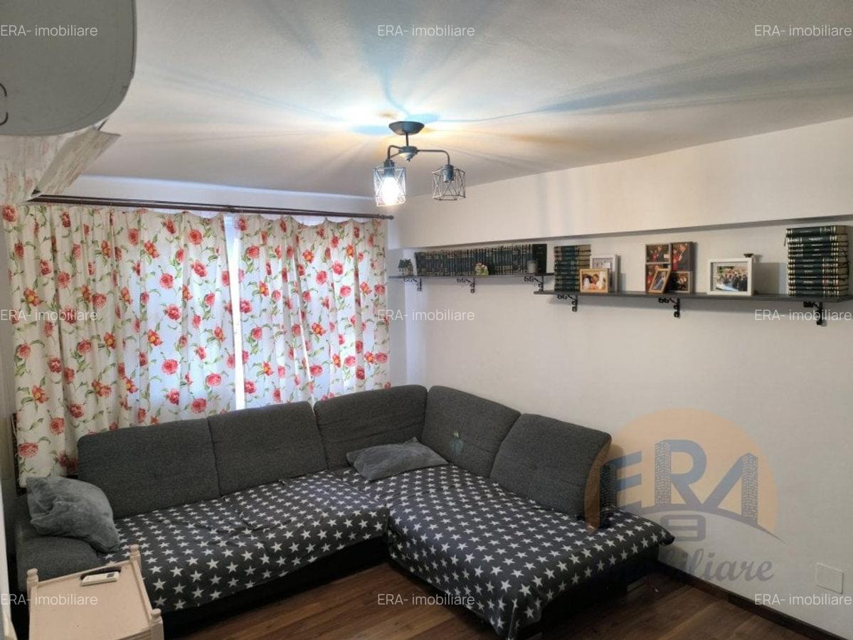 Apartament cu 3 camere semidecomandat, mobilat în Rogerius - 10