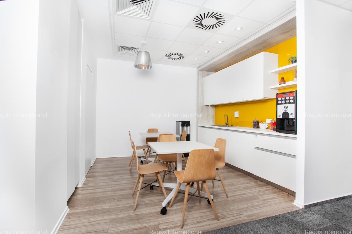 Spațiu de birou privat pentru 4 persoane în Regus Primavera - 5