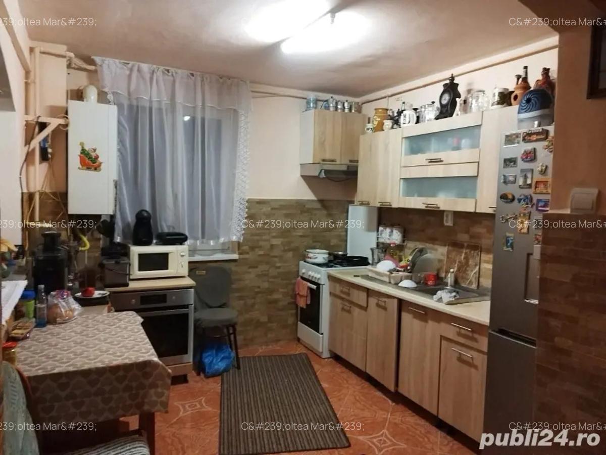 PF. vand apartament 3 camere - 3