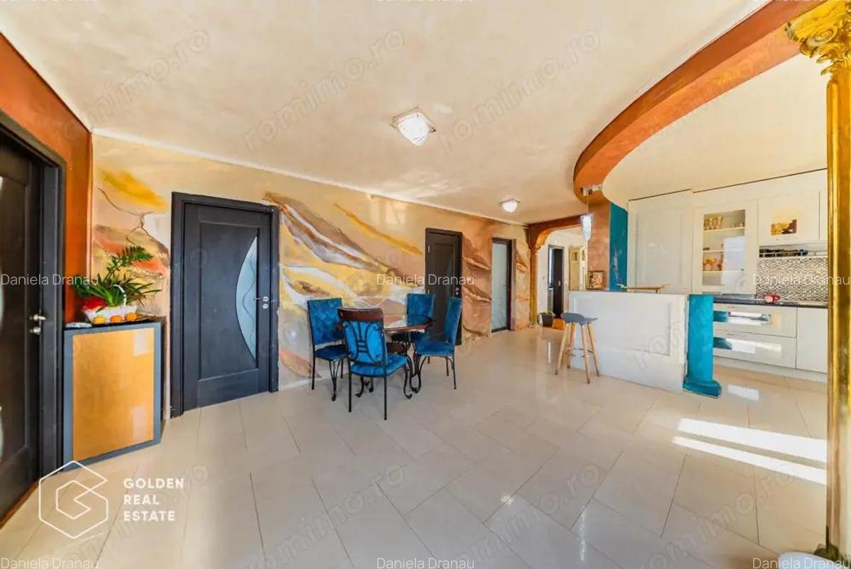 Casa spatioasa cu piscina si teren generos in Bujac - 2