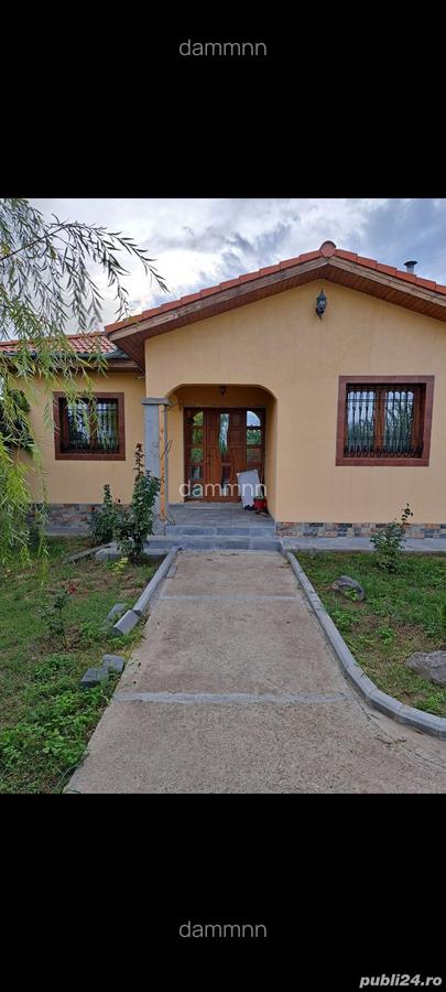 Vand casa buna la tara - 8