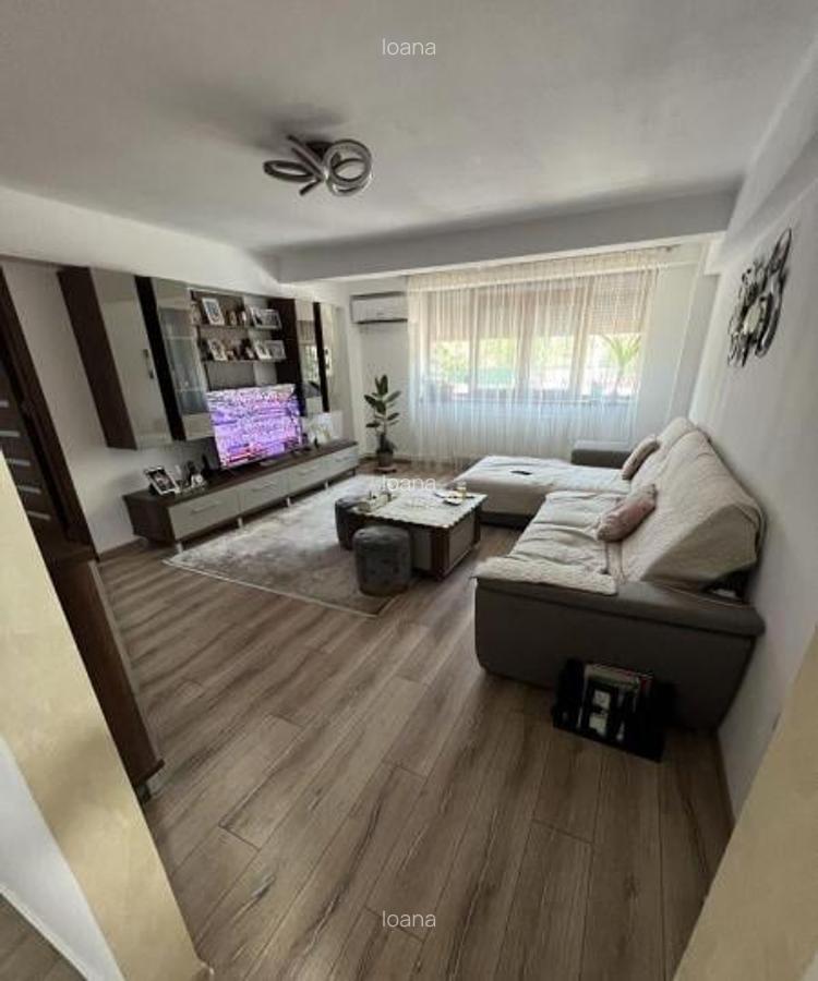 Apartament cu 4 camere decomandat, mobilat în Tomis Nord - 1