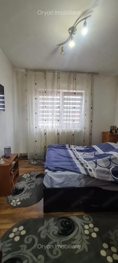 Apartament 3 camere, etaj 2, Rovinari - 2 Apartament 3 camere, etaj 2, Rovinari - 2