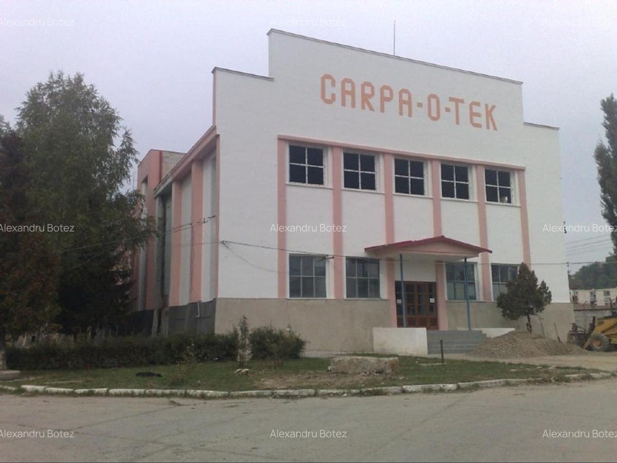 Spatiu comercial cca 4000 mp, cu teren, la DN 15 or. Buhusi, jud. Bacau, Romania - 1