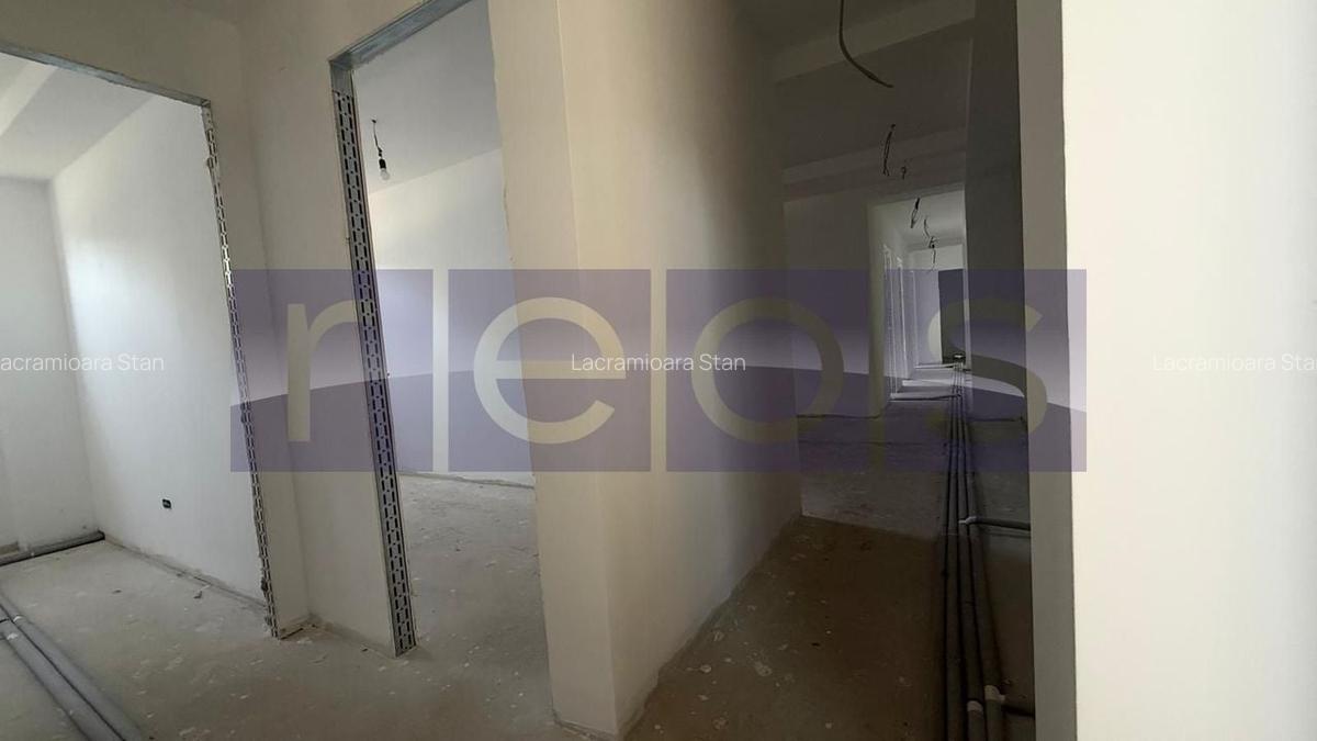 DE ÎNCHIRIAT | HALĂ INDUSTRIALĂ  | ACCES  TIR  |  900 MP | ZONA CHITILA - 6