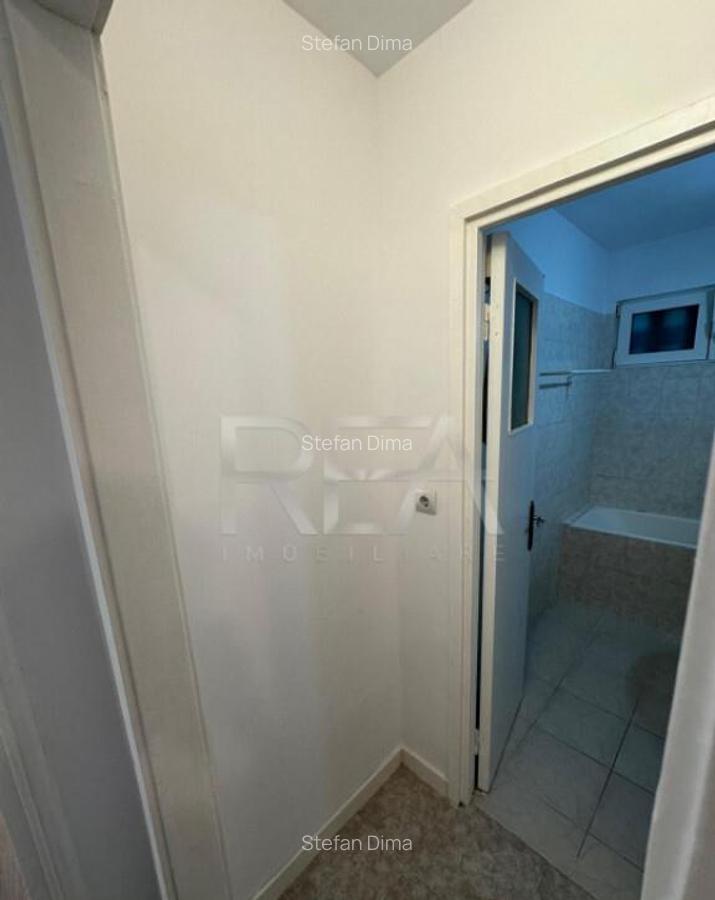 Apartament 3 Camere , Etajul 2 , Zona Alexandru Obregia - 14