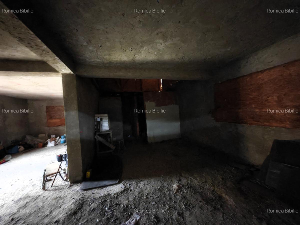 Casa la rosu, Magura - 13
