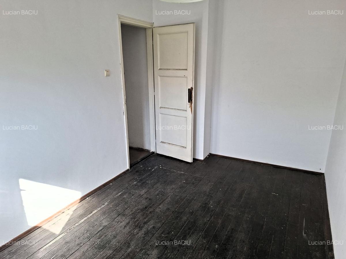 Investiție - 2 camere la mansardă 18 mp + pod 166 mp + teren 60 mp / comision 0% - 4