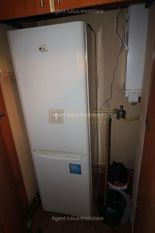 3 camere, 2 bai, centrala proprie, la 7 minute de Spitalul Judetean - 13