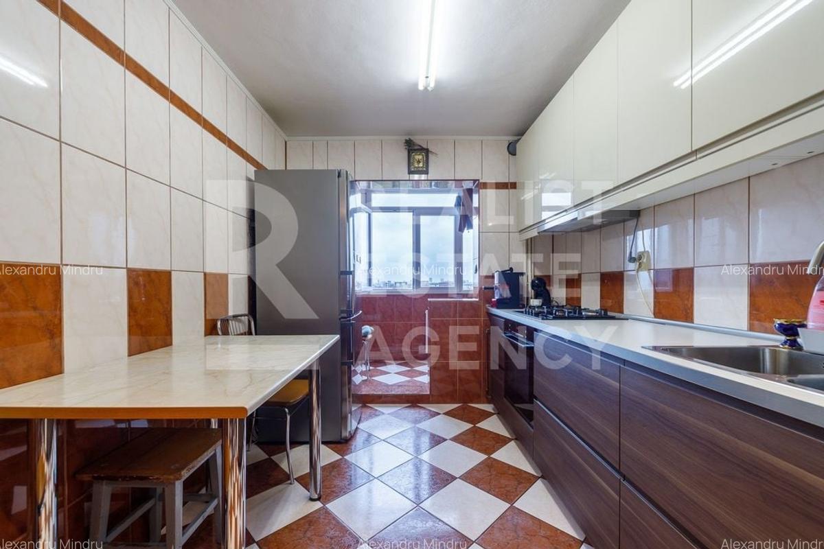 Vânzare, apartament, 3 camere, zona Uverturii - 5
