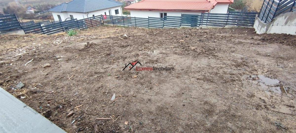 Casa individuala semifinisata in Corusul. Su.120 mp pe teren de 726 mp. Detine C - 14