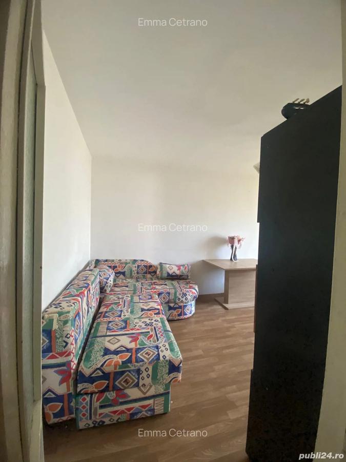 Inchiriez apartament 2 camere Pia?a Sud, etaj 3, mobilat complet. - 1