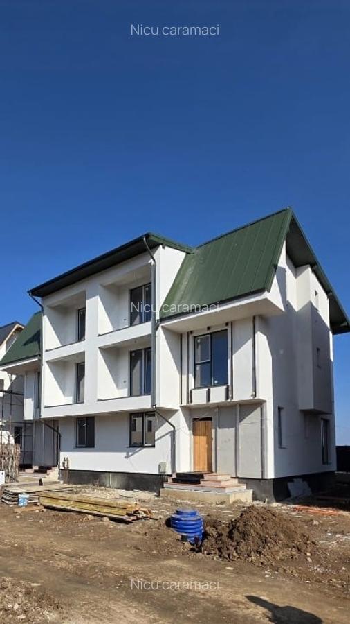 Vila noua P+1+M, 228 mp construiti, Fundeni Dobroesti, strada Balantei - 1