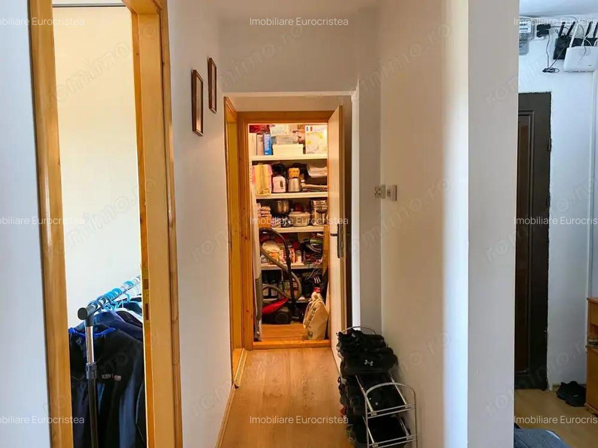 Apartament 4 camere de vanzare-Mangalia, zona:Parc Evergreen - 900m pana la Portul Turistic Faleza - 15