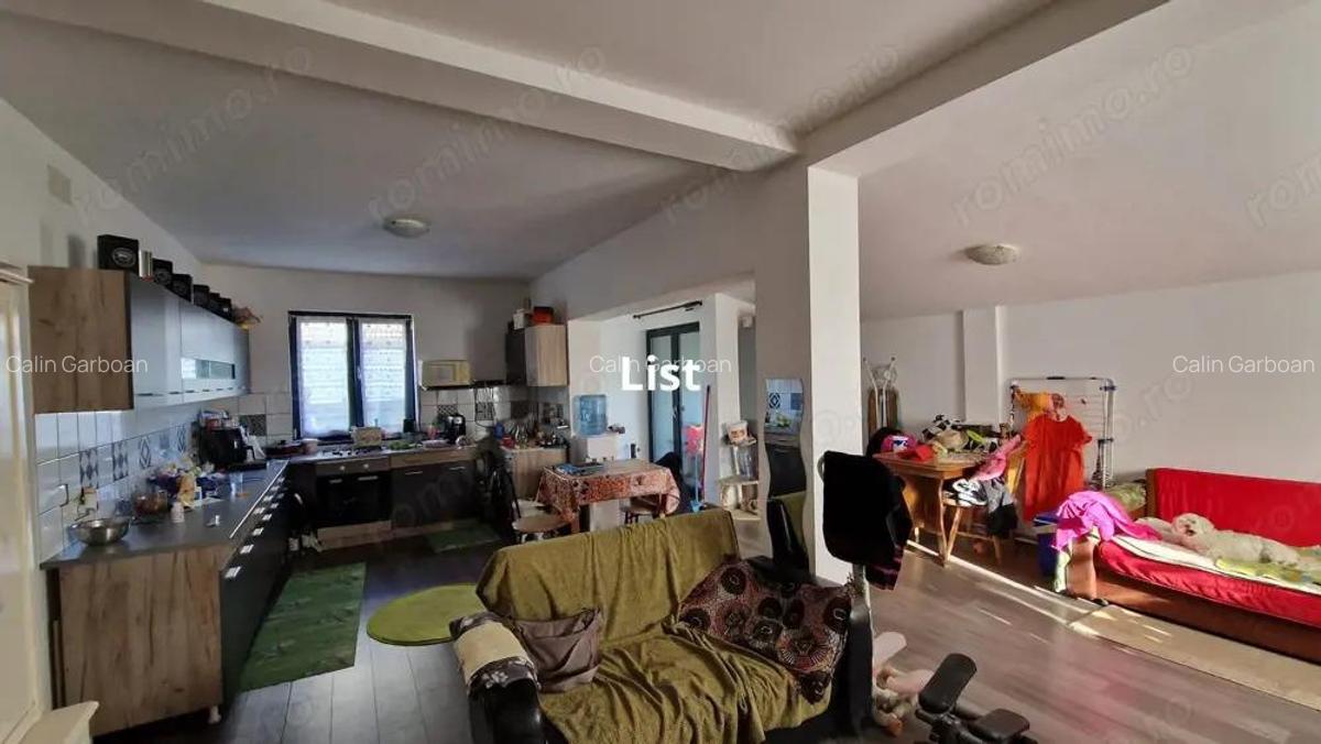 Casa spa?ioasa de vanzare, 4 camere, Sasar - 200.000 Comision 0% - 3