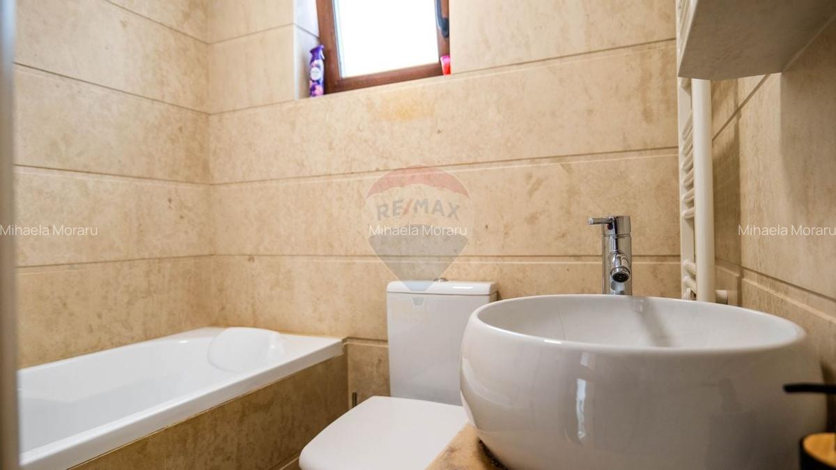 Vanzare - vila 4 camere de complet mobilata, str. Caisului - Dobroesti - 19