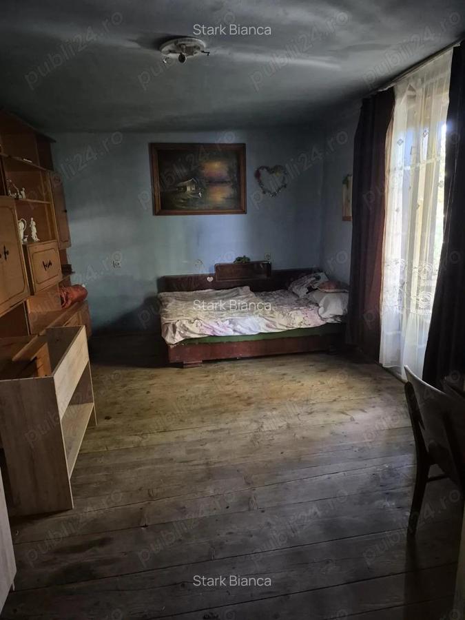 Casa batraneasca aflata in inima localita?ii Buchin, a?teapta o noua familie sa ii dea via?a din nou - 6