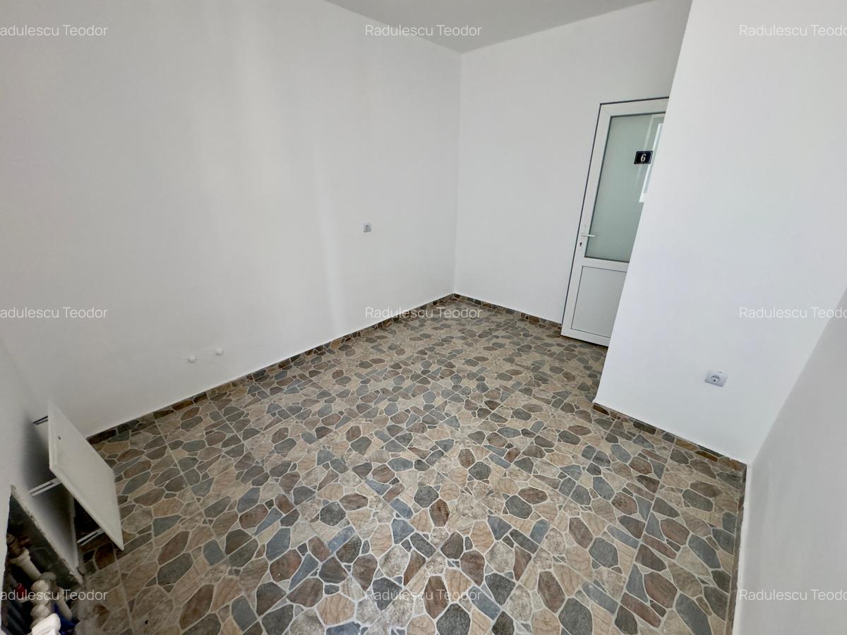 Vila 15 camere P+D+1+M, Com. Chiajna - Rosu - 14