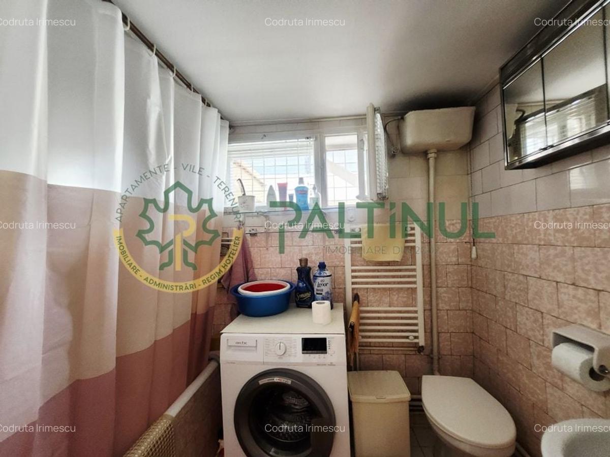Casă cu teren 671 mp și hală 270 mp - Lazaret, acces din 2 străzi - 10