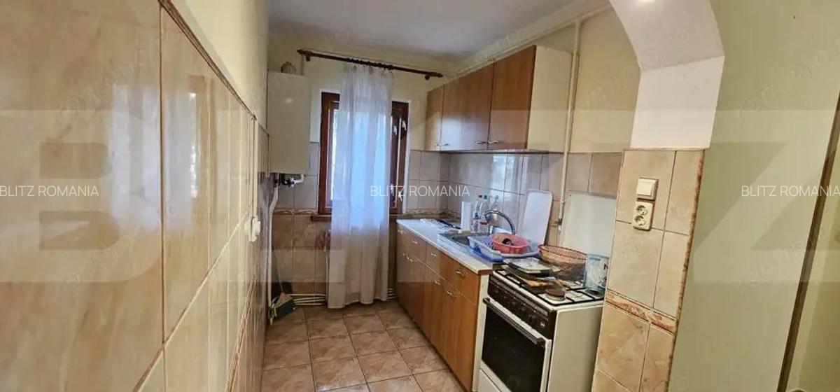 Apartament de vanzare, cu 3 camere, etaj 2 str. Sporturilor, Sf. Gheorghe - 1