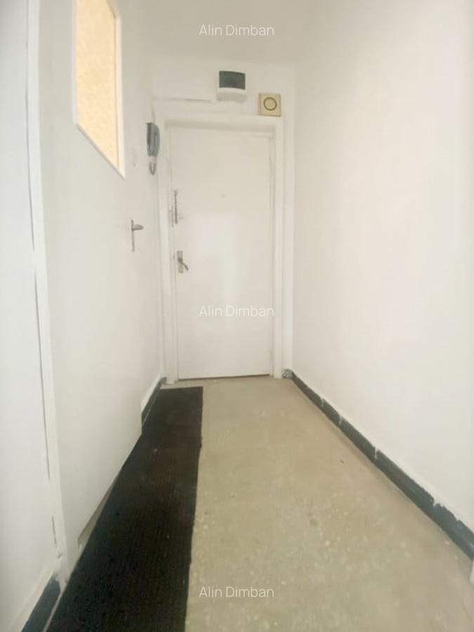 Apartament decomandat 3 camere, 57mp utili, etaj 4 -  Circumvalatiunii - 10