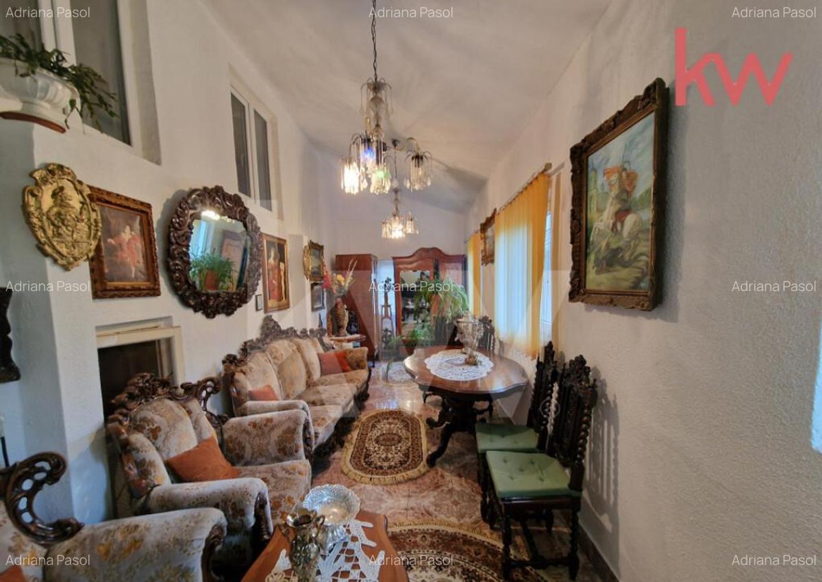 De vanzare casa pe teren de 1.390 m2 Craiova, Str. Bu - 17