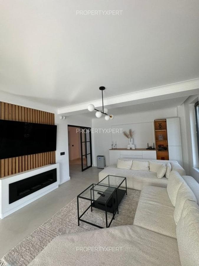 Vila P+1+pod - ready to move - 5 camere - mobilata/utilata - curte 760 mp - 1