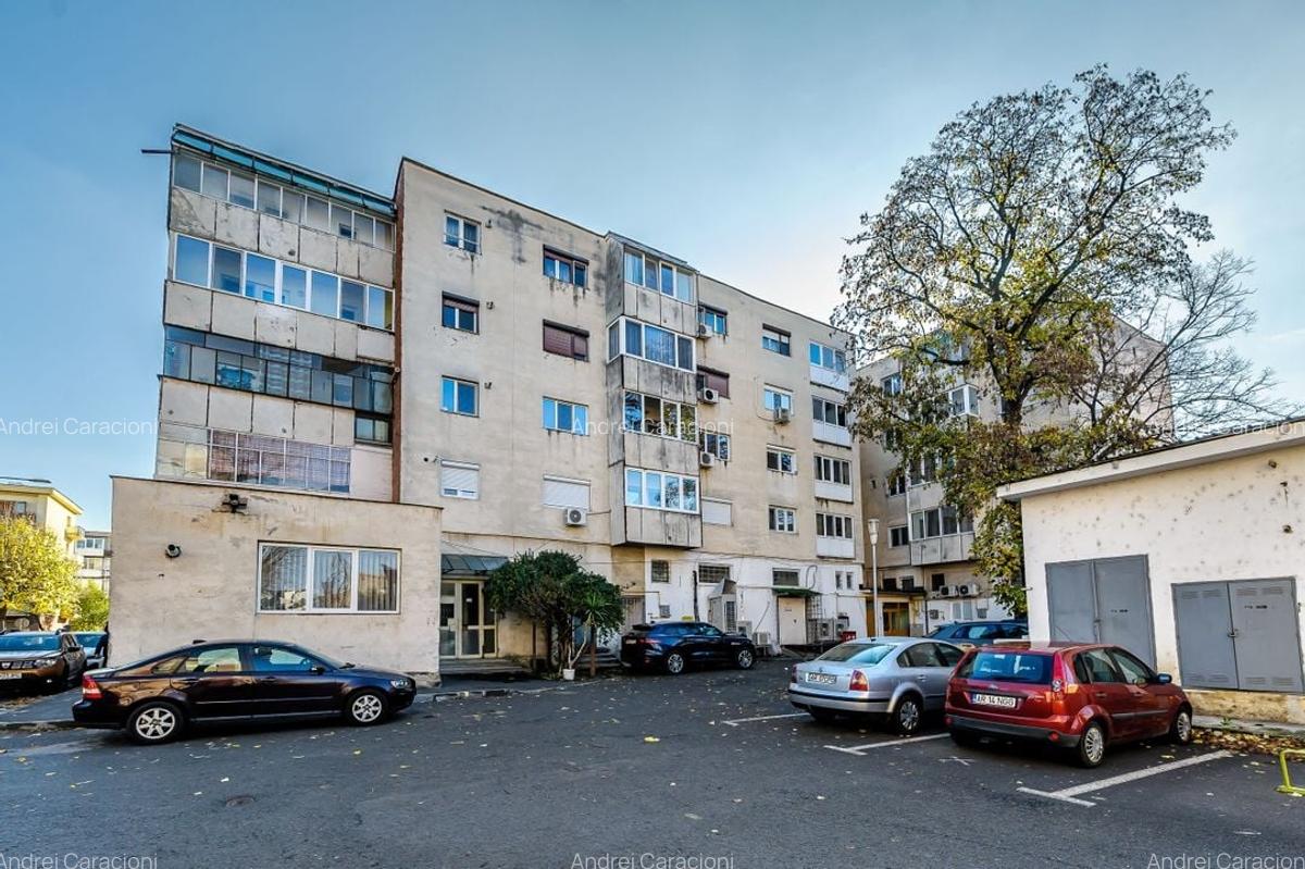 Apartament 2 Camere, Etajul 1, Piața Mihai Viteazul, Arad - 2