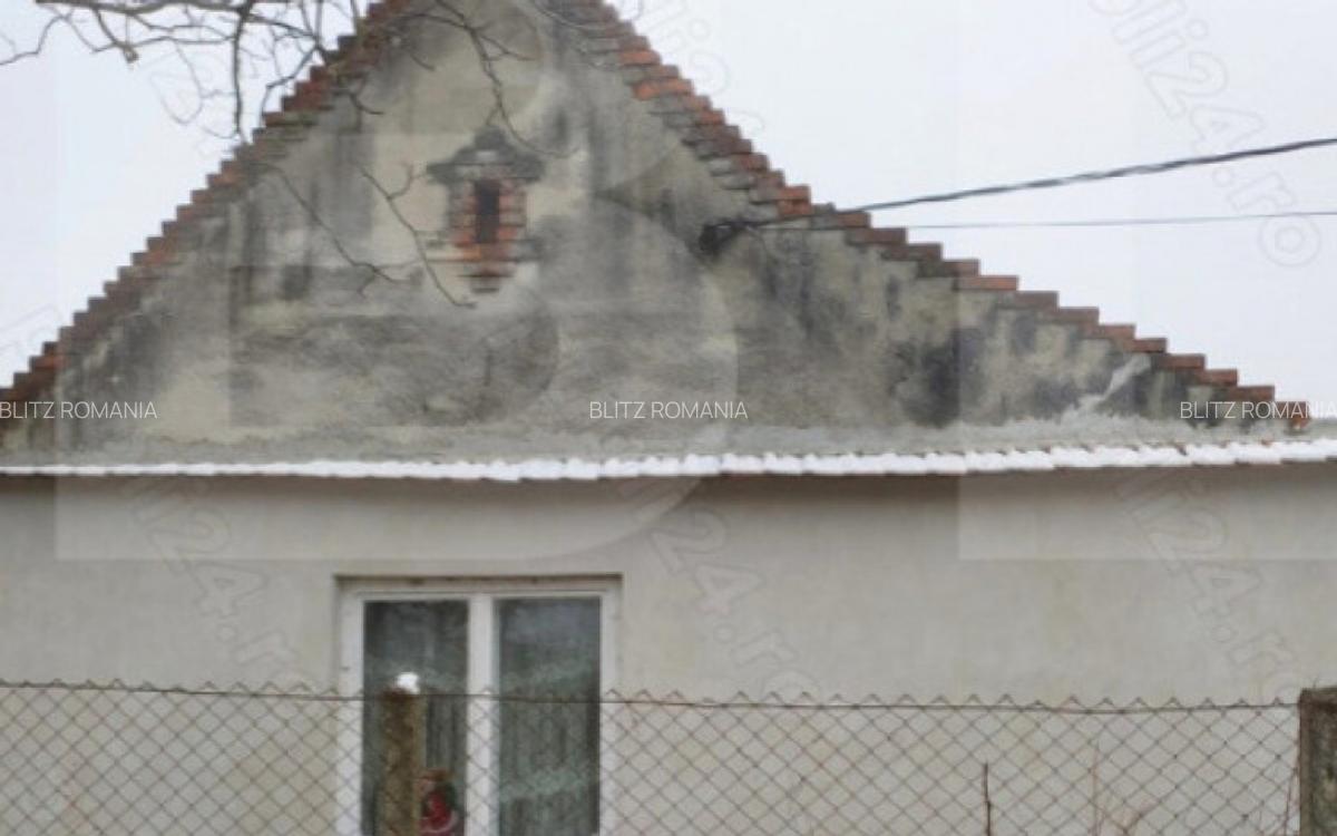 Casa de vanzare intr-o zona lini?tita, sus pe deal, cu - 7