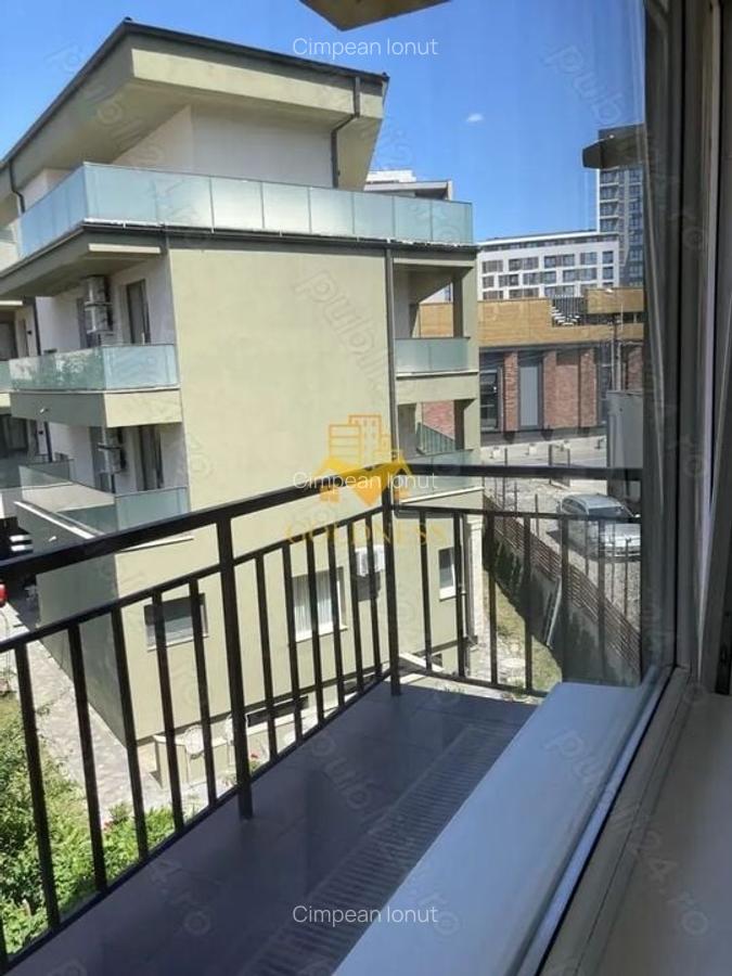 Garsonieră decomandată, mobilată în Plopilor - 7