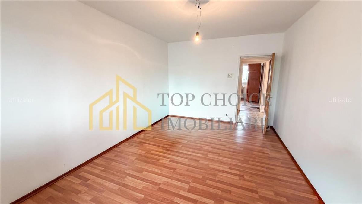 APARTAMENT 3 CAMERE CU VEDERE MIXTA  TITULESCU / VICTORIEI  75 MP - 3