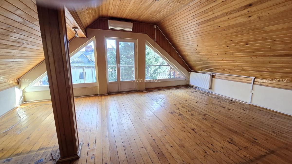 Casa de inchiriat Parcul Circului Bdul Lacul Tei, curte proprie, la bulevard - 12