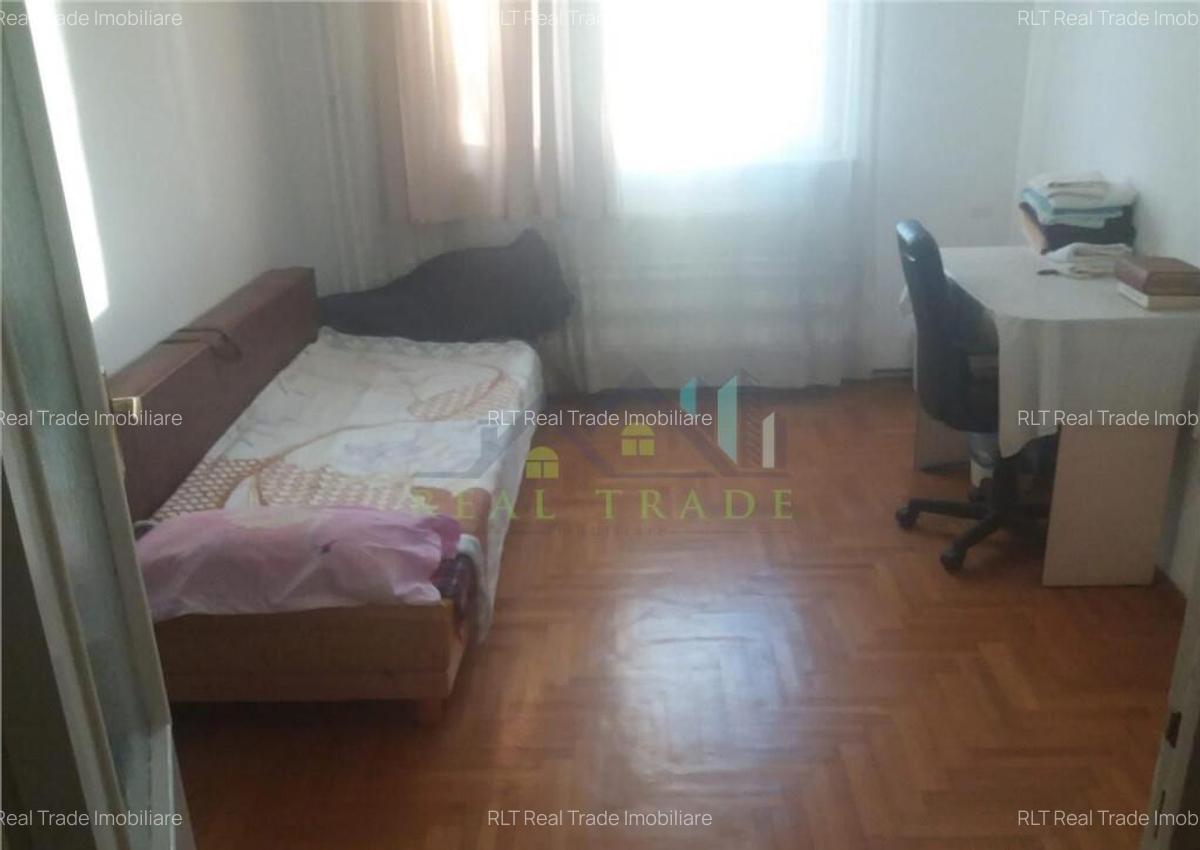 Apartament 4 camere etajul 1 Tractorul - 4