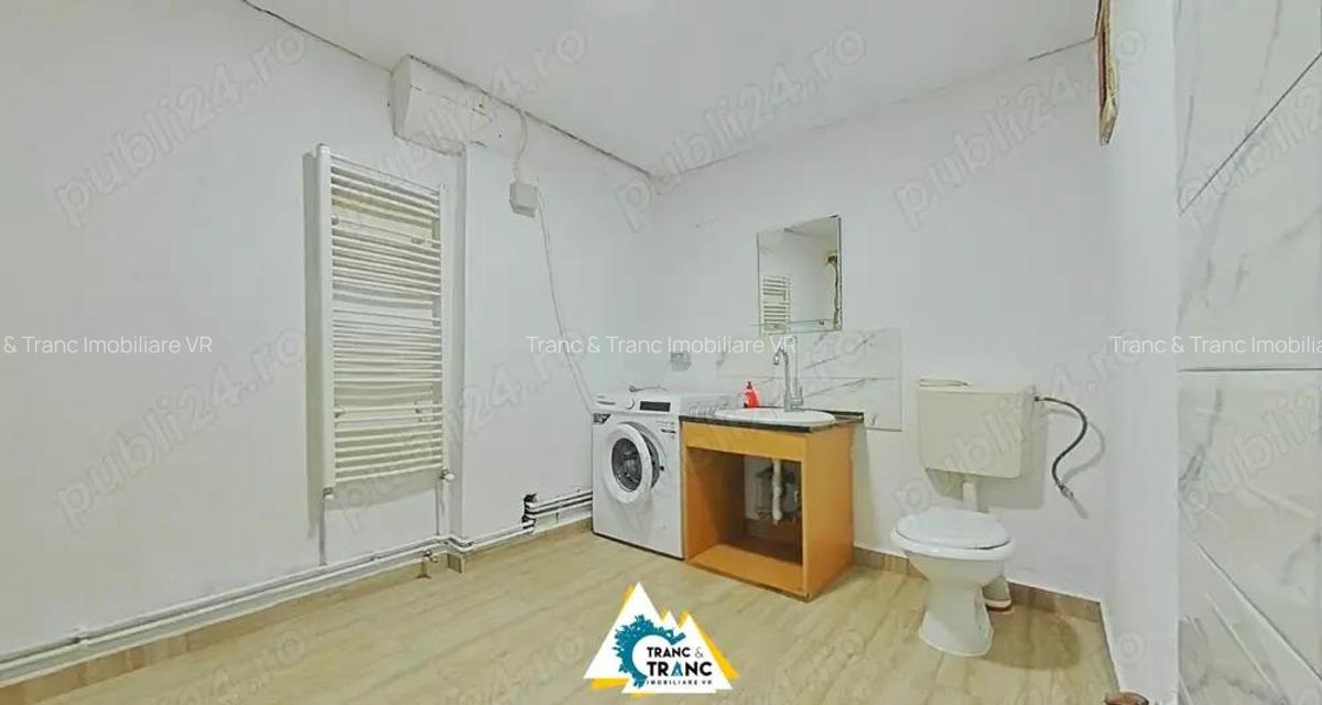 Casa spa?ioasa cu 3 camere in comuna Vladimirescu aproape de Arad - 7