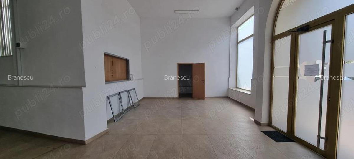 Inchiriez spatiu ultracentral Pitesti, 700 mp, vitrina mare stradala - 16