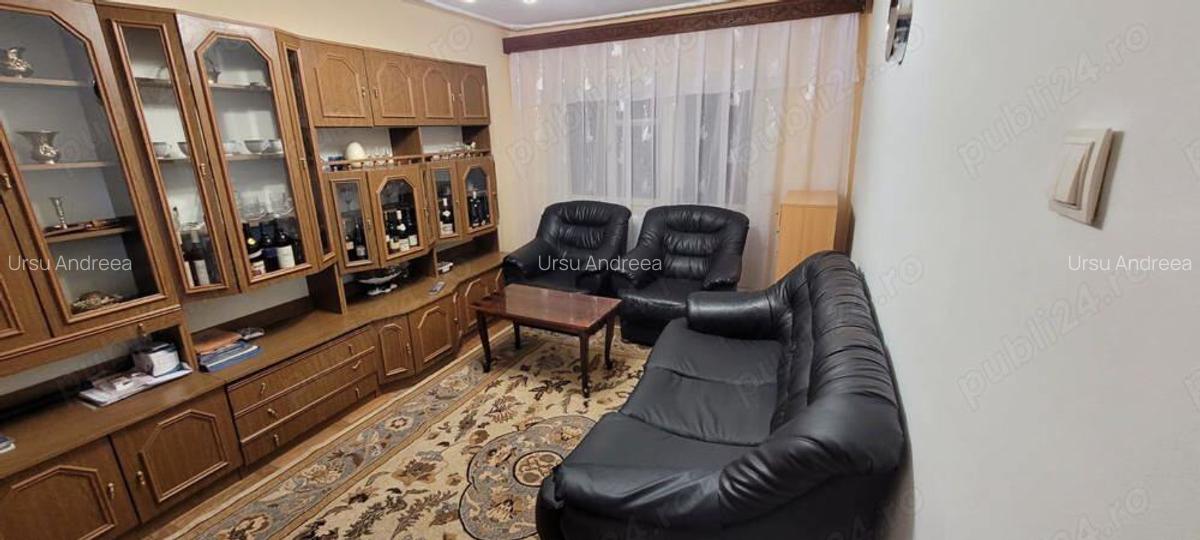Ofer spre inchiriere apartament 2 camere ultracentral. - 2