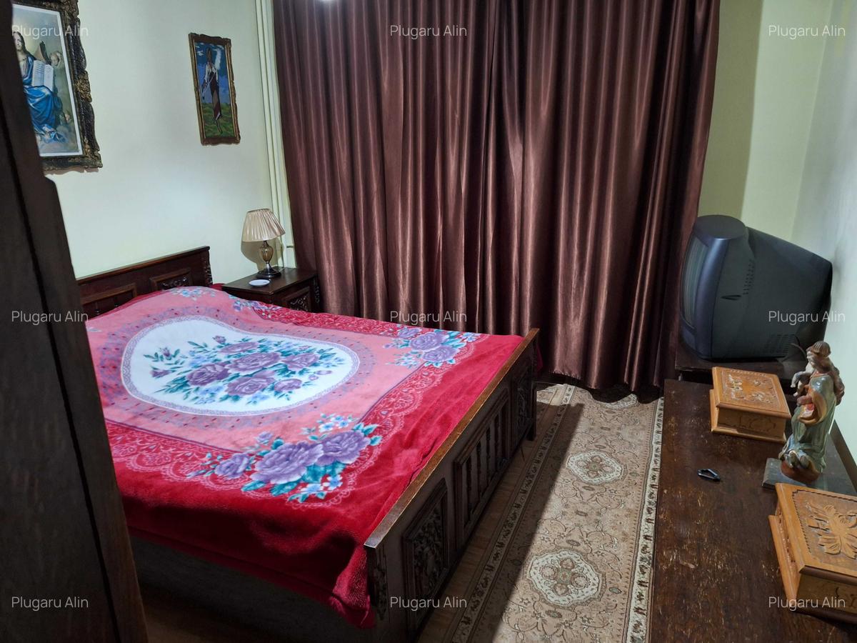 Apartament cu 4 camere semidecomandat în Teiul Doamnei - 6