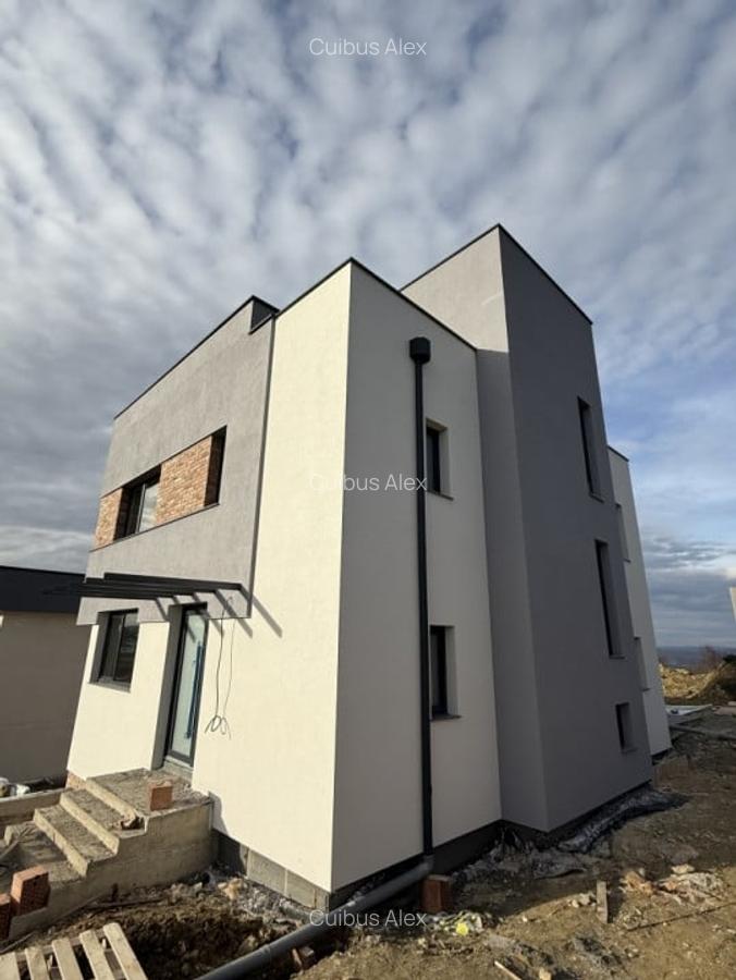 Casa individuala premium de vanzare cu view deosebit in Dezmir 214mp si t. 458mp - 2