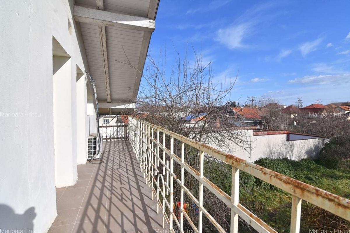 Casa de vanzare, P+M-zona Girocului Timisoara-comision 0 - 13