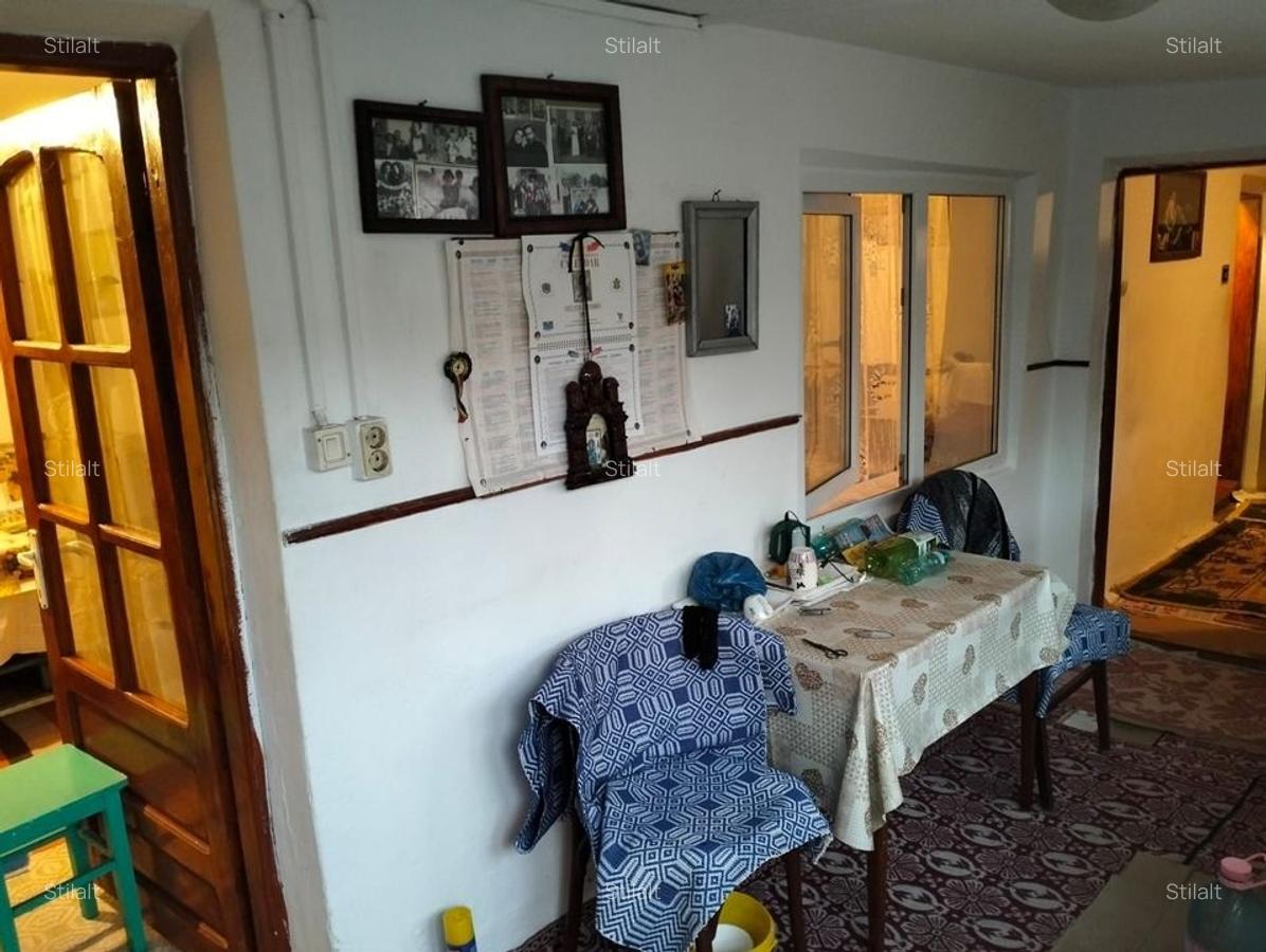 Casa de vanzare/ Lumina - 8
