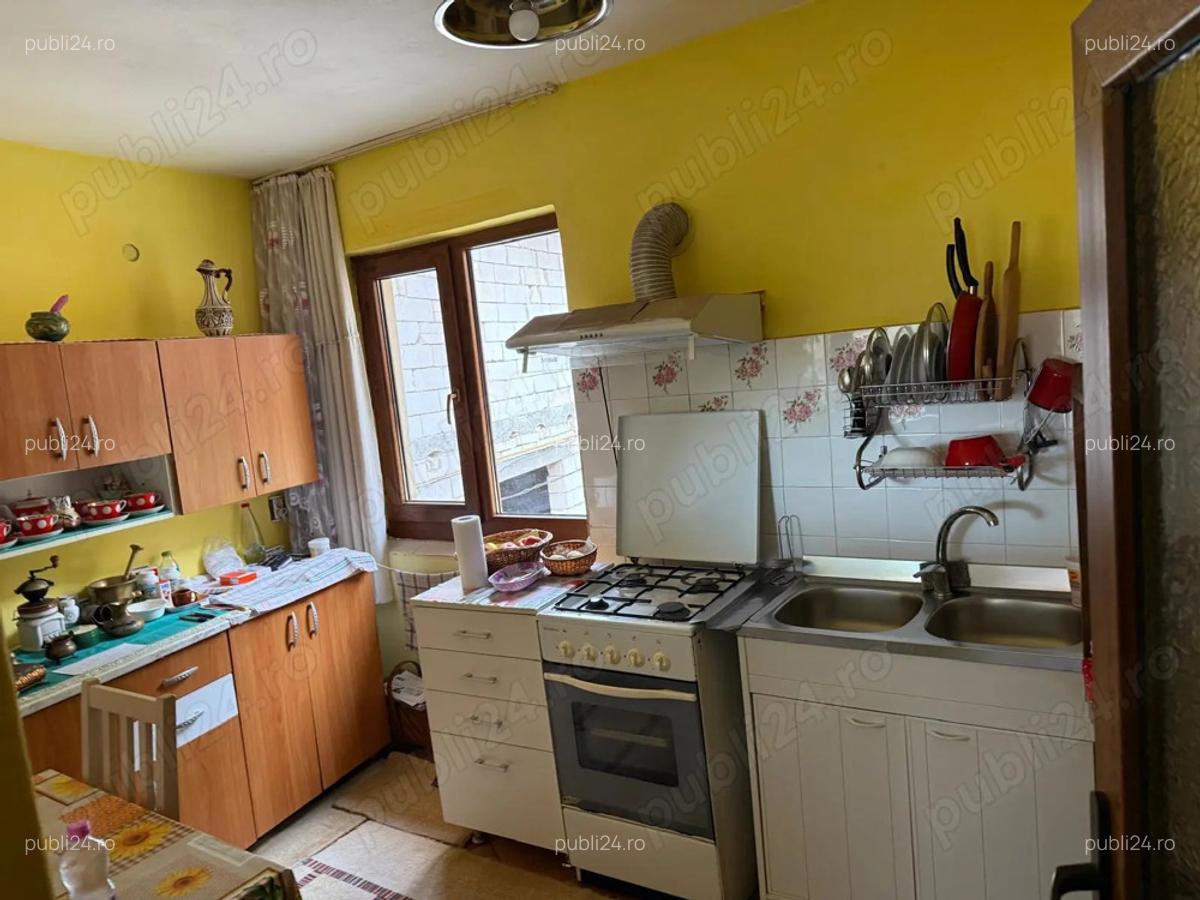 Vand casa cu gradina in zona Lunei Printul Turcesc - 6