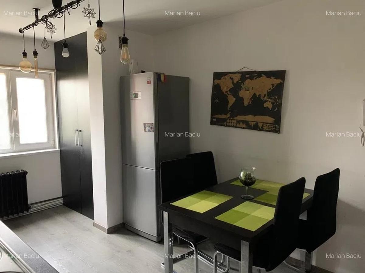 Apartament cu 3 camere decomandat în Mărăști - 2