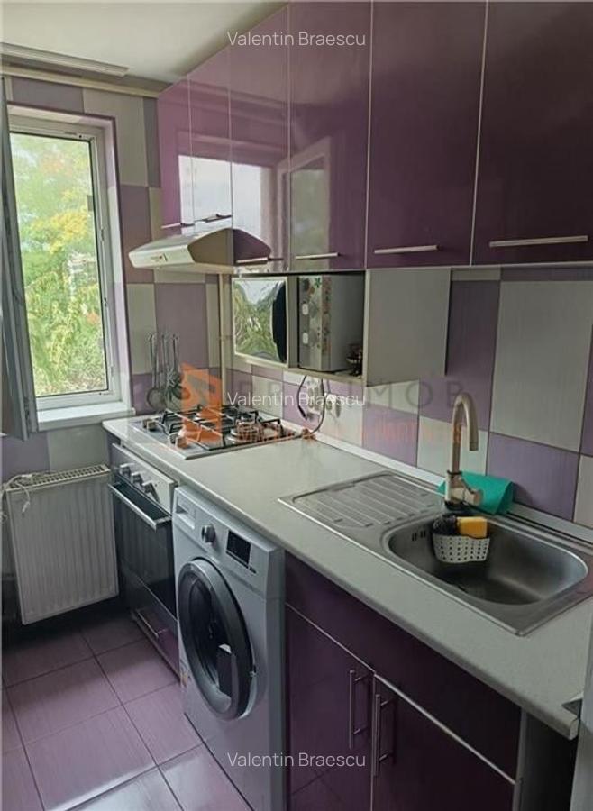 Apartament 3 camere cf 1 decomandat zona Micro 5 - 7