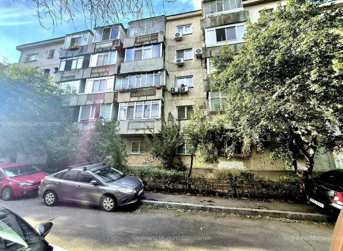 Ap decomandat 4 camere , 2 bau si 2 balcoane-zona Colentina bloc 1986 - 25