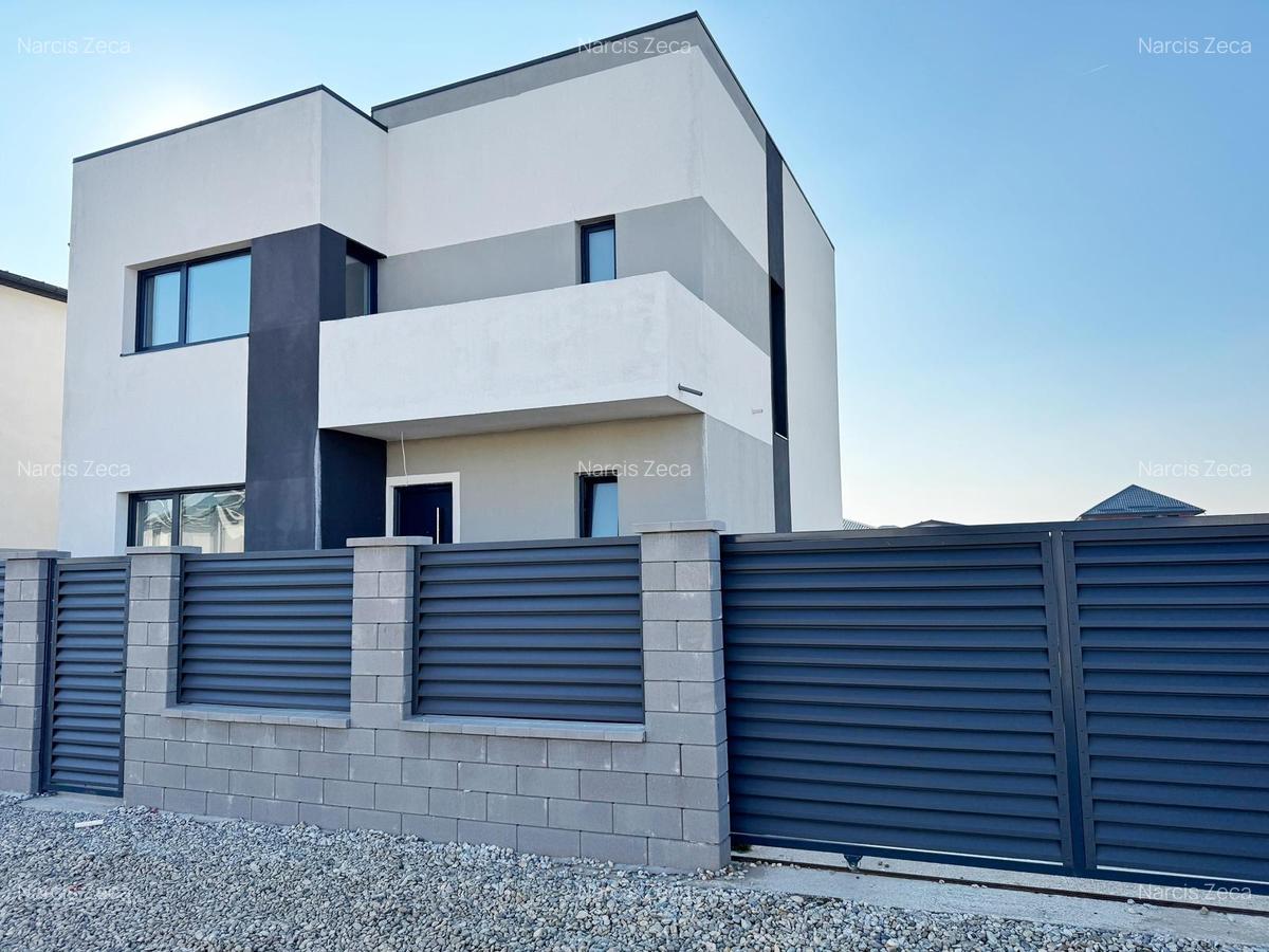 Casa individuală P+1E - 4 camere - 2 bai - teren 455mp - Strada Intre Vii 79 - 1