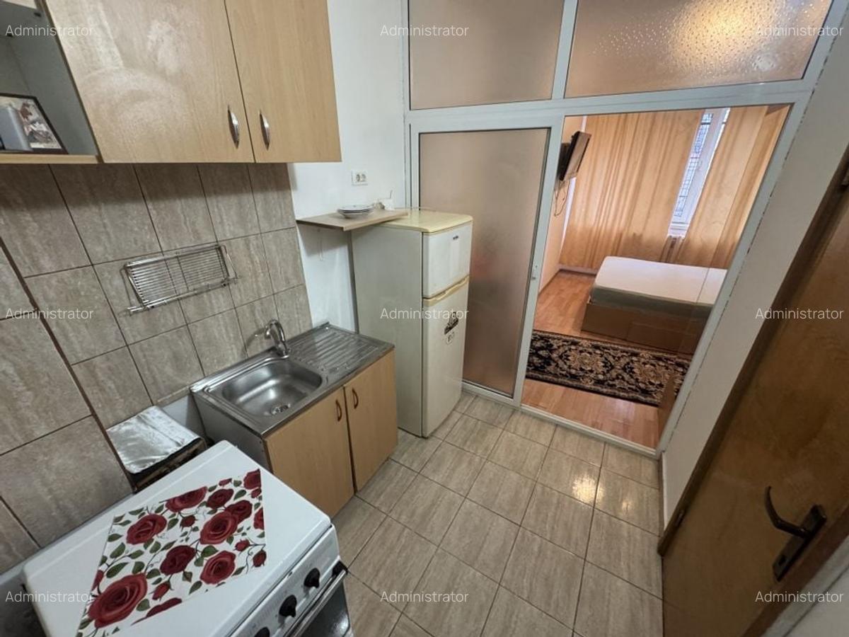 Garsoniera zona Cet - 3